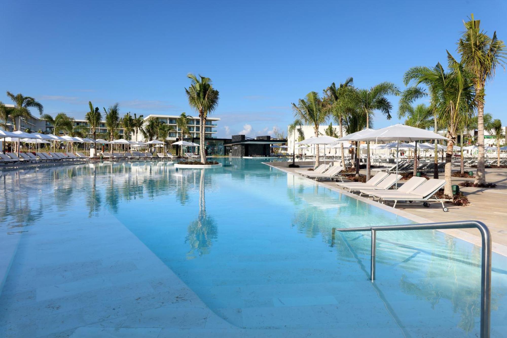 Family Selection At Grand Palladium Select Costa Mujeres Cancún Eksteriør bilde