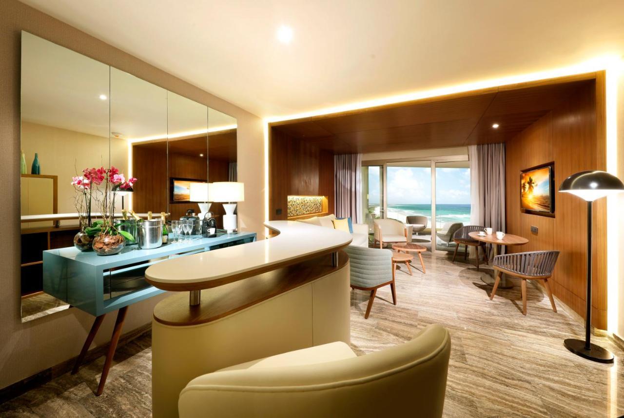 Family Selection At Grand Palladium Select Costa Mujeres Cancún Eksteriør bilde