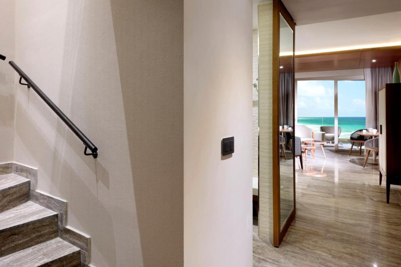 Family Selection At Grand Palladium Select Costa Mujeres Cancún Eksteriør bilde